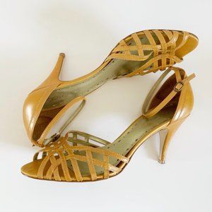 BCBGirls Ankle Strap Sandal Heels Yellow Size 9.5